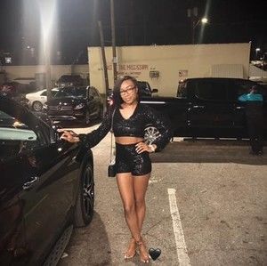 Meet your Posher, Victoria